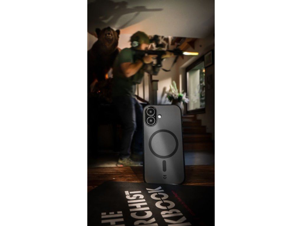 MagForce SmoothIsFast kryt pre Apple iPhone 17 Pro Max / 18 Pro Max, Tactical, Biely (Chalk)